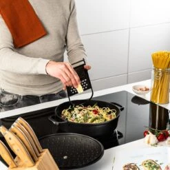 Westinghouse Performance Series - 12-delige Pannenset - Zwart - Geschikt Voor Alle Warmtebronnen Inclusief Inductie 39 Westinghouse Performance Series - 12-delige Pannenset - Zwart - Geschikt Voor Alle Warmtebronnen Inclusief Inductie -Westinghouse 1200x1200 121