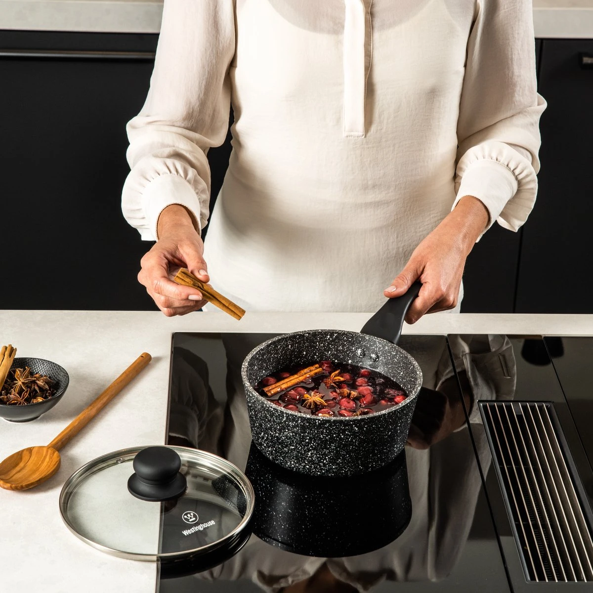 Westinghouse Pannenset Black Marble (Braadpan ø 24 Cm + Steelpan ø 18 Cm) - Inductie En Alle Andere Warmtebronnen 8 Westinghouse Pannenset Black Marble (Braadpan ø 24 Cm + Steelpan ø 18 Cm) - Inductie En Alle Andere Warmtebronnen - Afbeelding 6