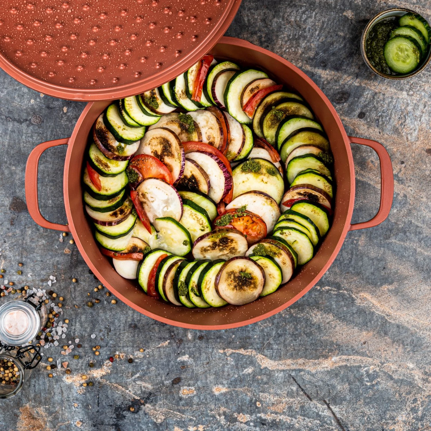 Westinghouse Hapjespan Performance - Rebel Red - ø 28 Cm / 4.1 Liter - Standaard Anti-aanbaklaag 14 Westinghouse Hapjespan Performance - Rebel Red - ø 28 Cm / 4.1 Liter - Standaard Anti-aanbaklaag - Afbeelding 12