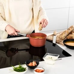 Westinghouse Steelpan Performance - Rebel Red - ø 18 Cm / 1.9 Liter 23 Westinghouse Steelpan Performance - Rebel Red - ø 18 Cm / 1.9 Liter -Westinghouse WCSP0095N18OR 9